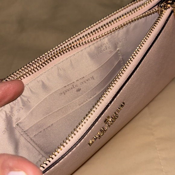 KATE SPADE Wristlet - Picture 5 of 9